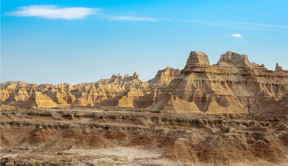Badlands National Park - 1.5-hour drive from Rapid City, SD