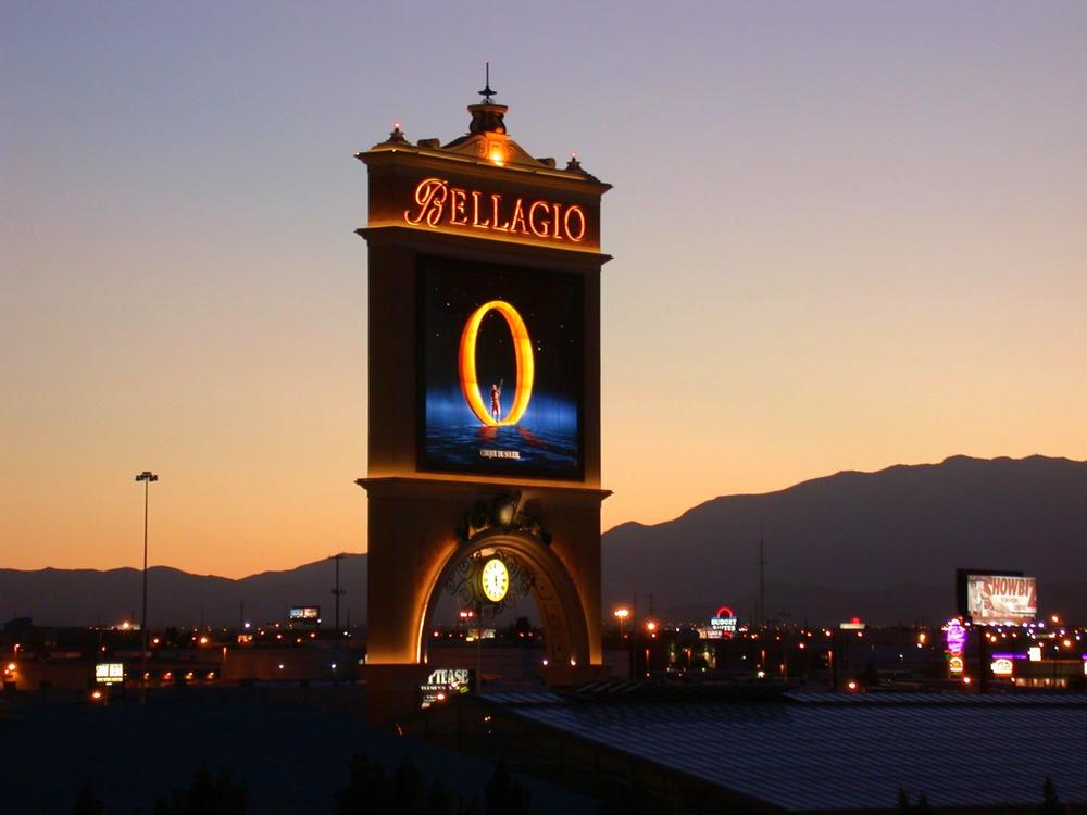 Dive Into Dreamlike Wonder at O by Cirque du Soleil