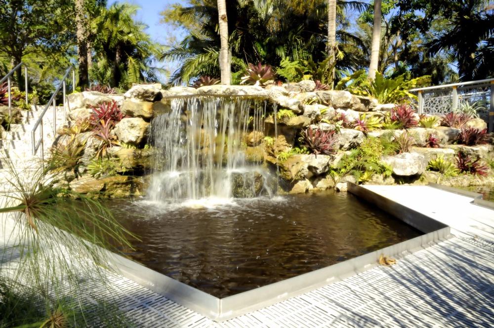 West Palm Beach-Tour art museums and enjoy live music during a lively spring visit.