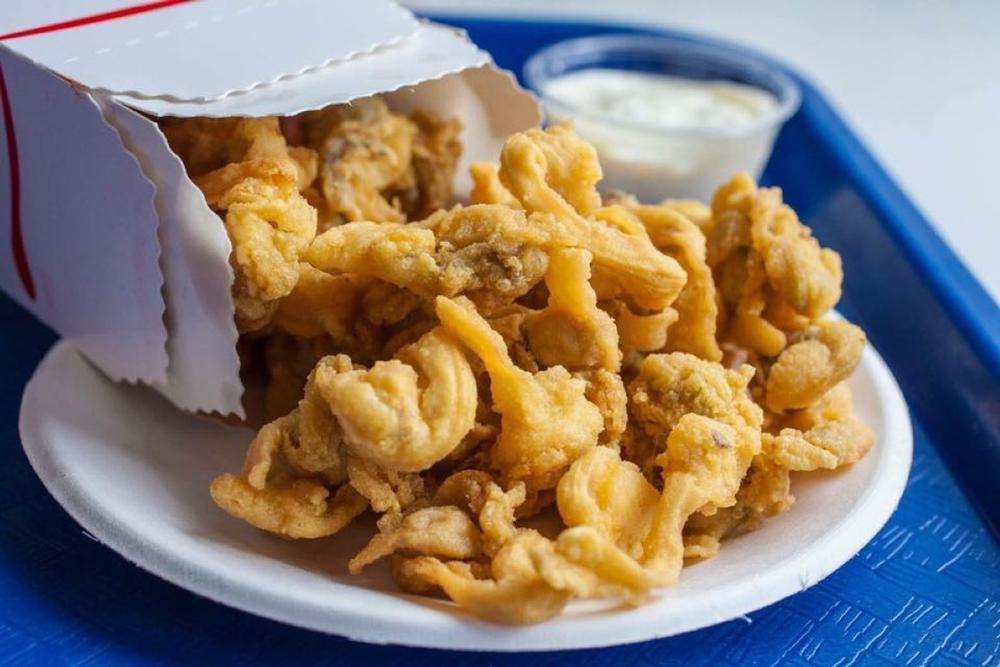 Go Classic New England at Bob’s Clam Hut in Kittery