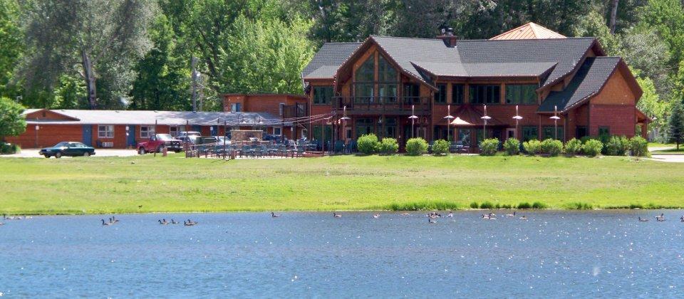 Unwind Lakeside with Family Fun at Canyon Lake Resort
