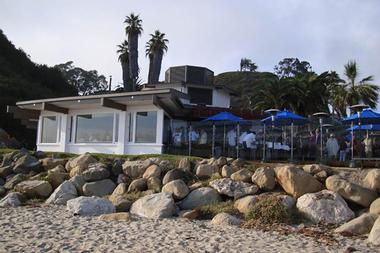 Boathouse at Hendry's Beach | Santa Barbara Breakfast & Weekend Brunch Spots