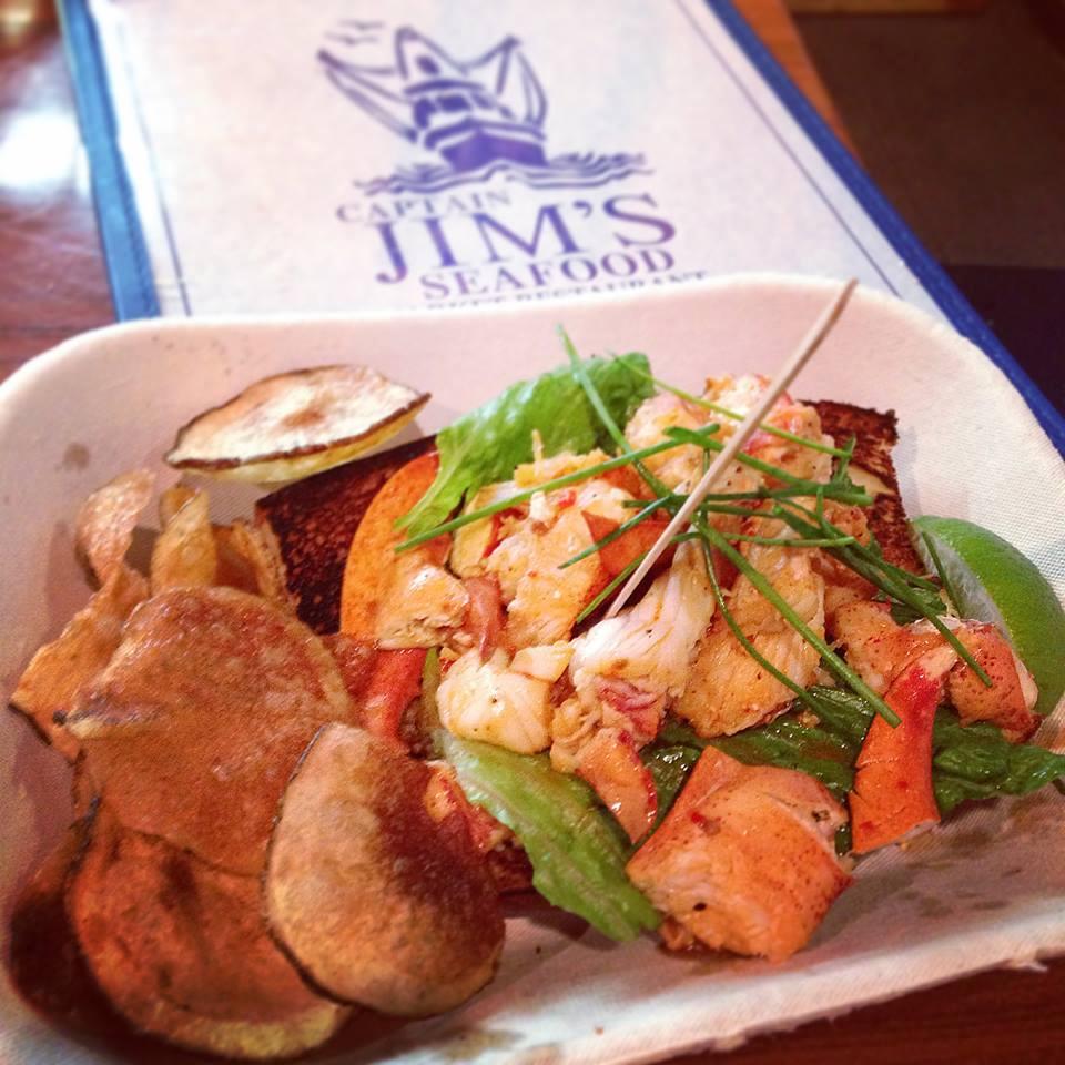 Enjoy fresh catches and explore cheap local flavors on a quick stop.