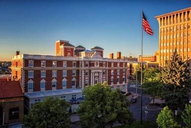 Spokane Club Inn