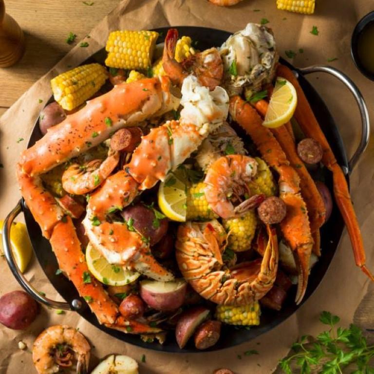 If You Like It Bold and Messy, Crack Into Angry Crab Shack