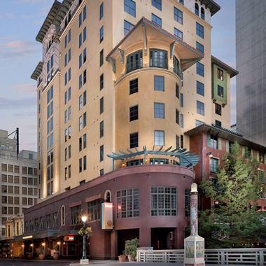 Hotel Valencia - Riverwalk | Where to Stay in San Antonio - Hotels & Inns