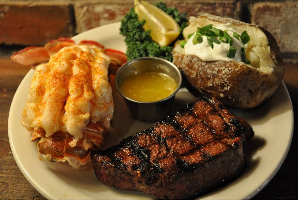 Dig Into the West at Cattlemens Steakhouse