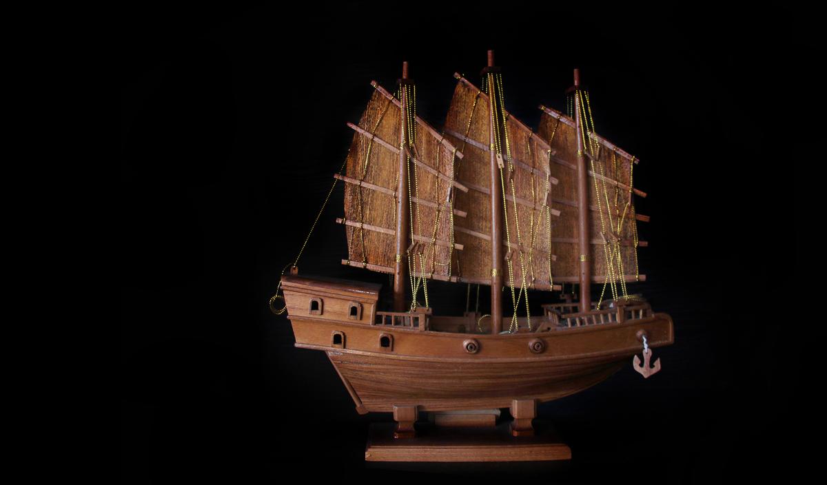 Dive Into Nautical History at the Ships of the Sea Maritime Museum