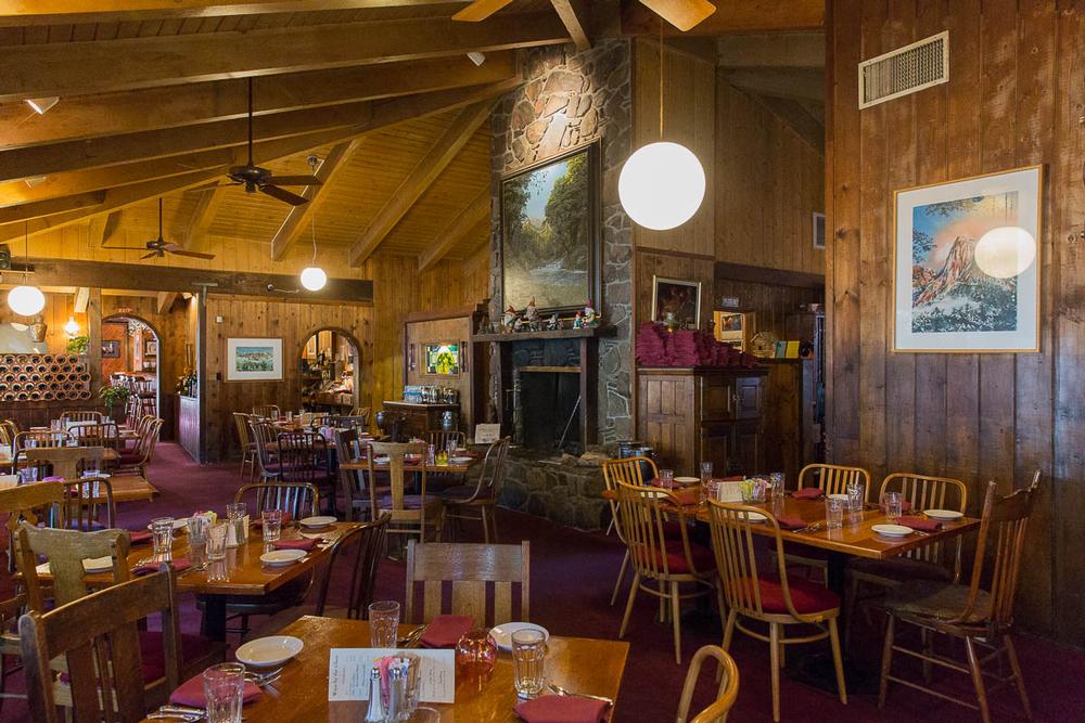 If You’re Hungry for Mountain Comfort with Style, Then Dine at Gastrognome