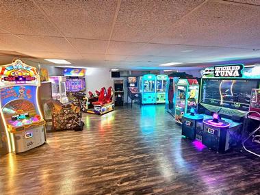 Have Some Fun at Midway Bowl Berkeley Springs | Things to Do in Berkeley Springs, West Virginia