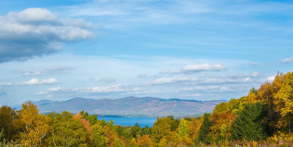 Climb to Panoramic Lake Views on the Buck Mountain Hiking Trail
