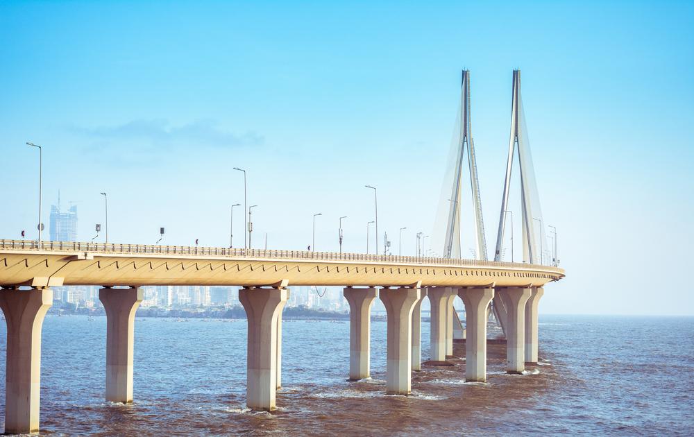 Drive the Iconic Span of the Bandra-Worli Sea Link for Skyline Views