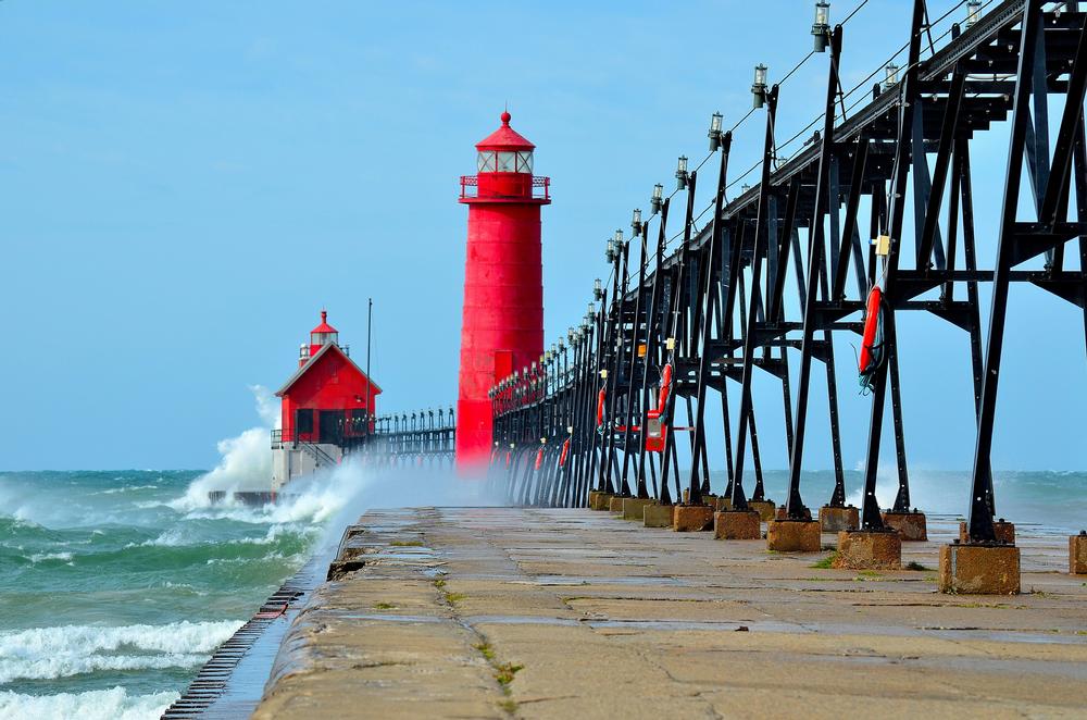 Walk the Iconic Grand Haven Pier and Capture Stunning Lighthouse Views