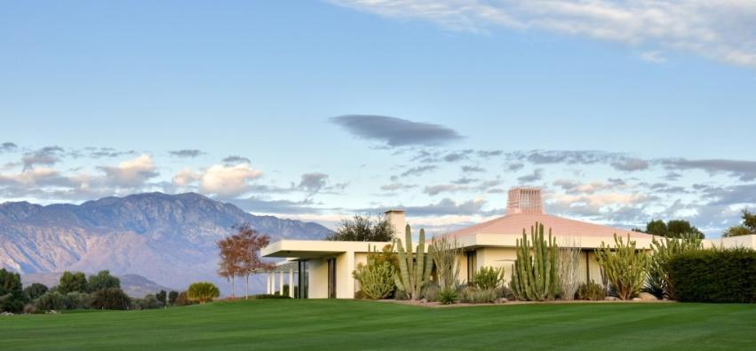 Walk through stunning desert gardens or explore fascinating mid-century architecture.