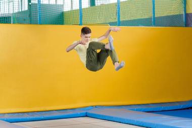 Take the kids to AirMaxx Trampoline Park