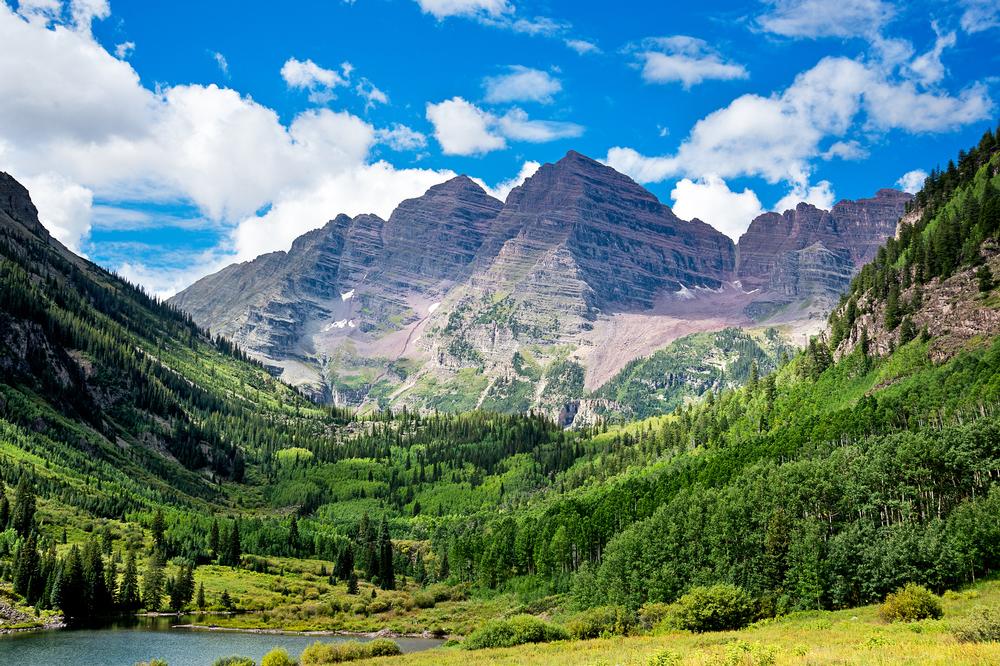 Capture Iconic Beauty at the Maroon Bells