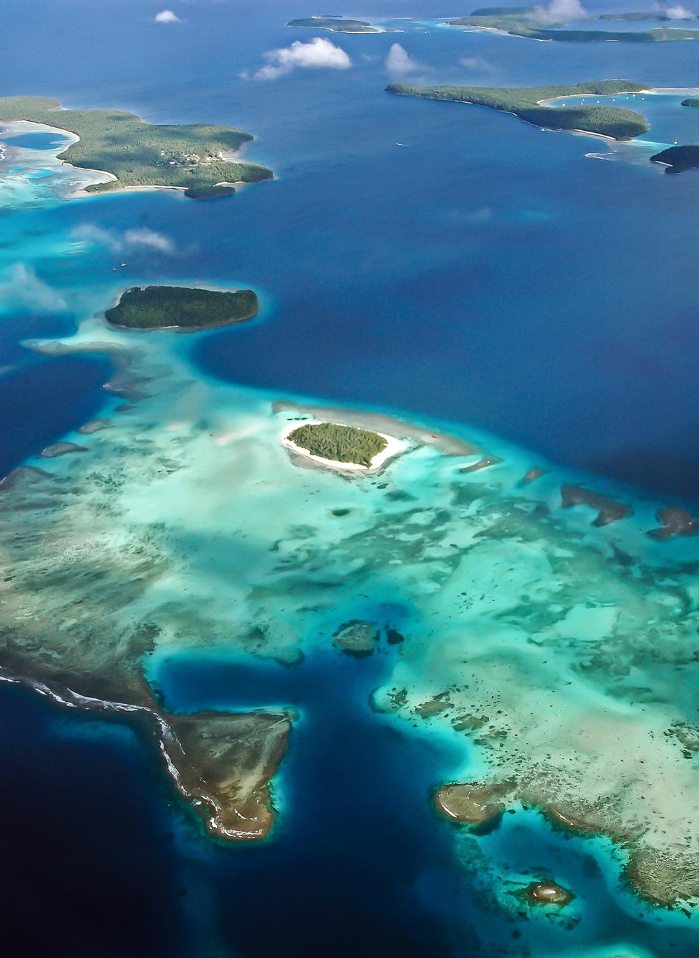 Cruise the Coral Coast’s Colorful Shoreline