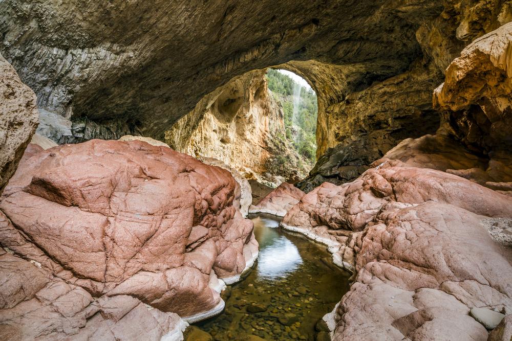 Discover Nature’s Hidden Marvel at Tonto Natural Bridge State Park