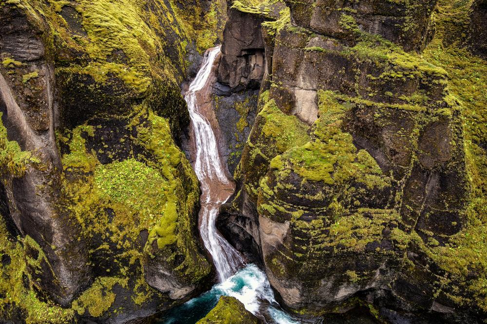 Hike Along Dramatic Cliffs and Explore Fjaorargljufur Canyon
