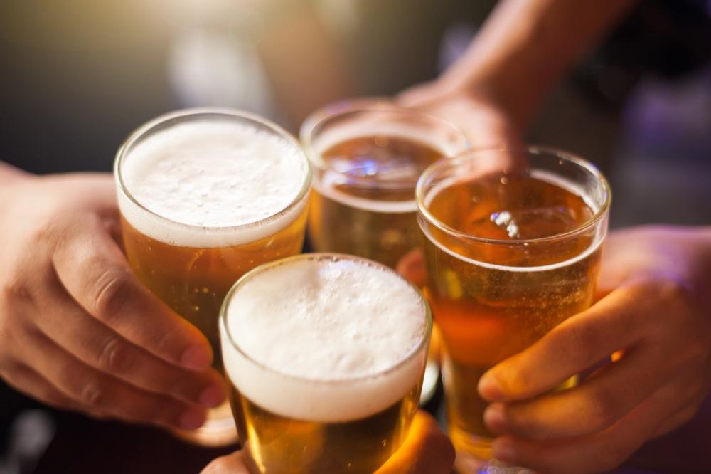 Savor craft beers and relax in a scenic farm setting.