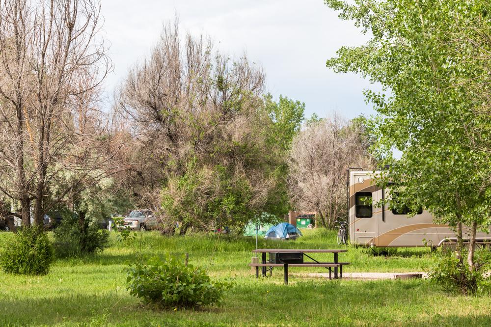 Swim, hike, or picnic by the lake and enjoy an affordable weekend trip.