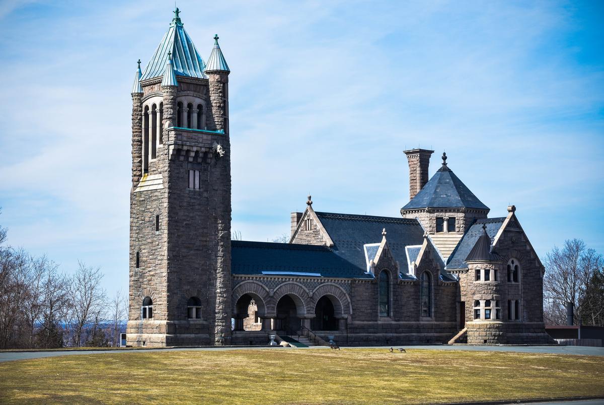 Walk peaceful grounds and admire historic monuments during a quiet retirement stroll.
