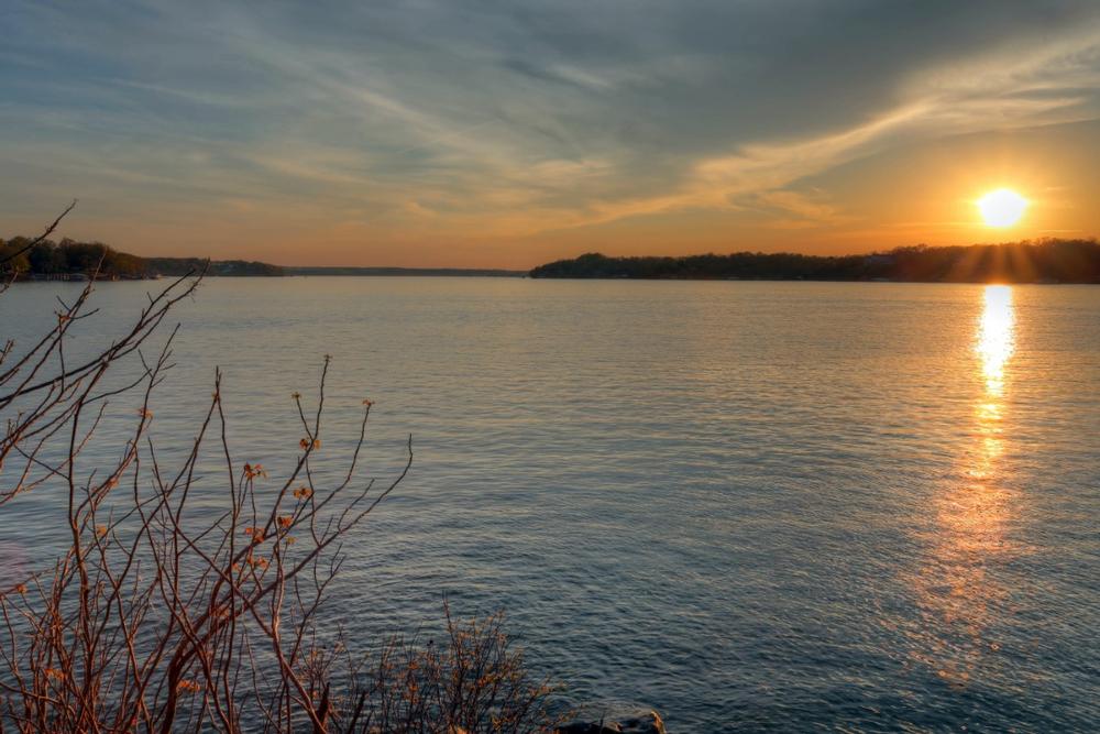 Explore hiking trails and enjoy family-friendly picnic areas by the water.