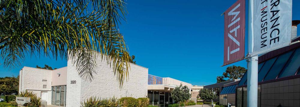 If you love live performances and global flair, then this center is your creative escape.