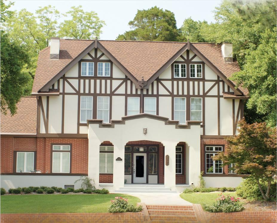 See rock memorabilia or enjoy exciting stories inside this legendary house museum.