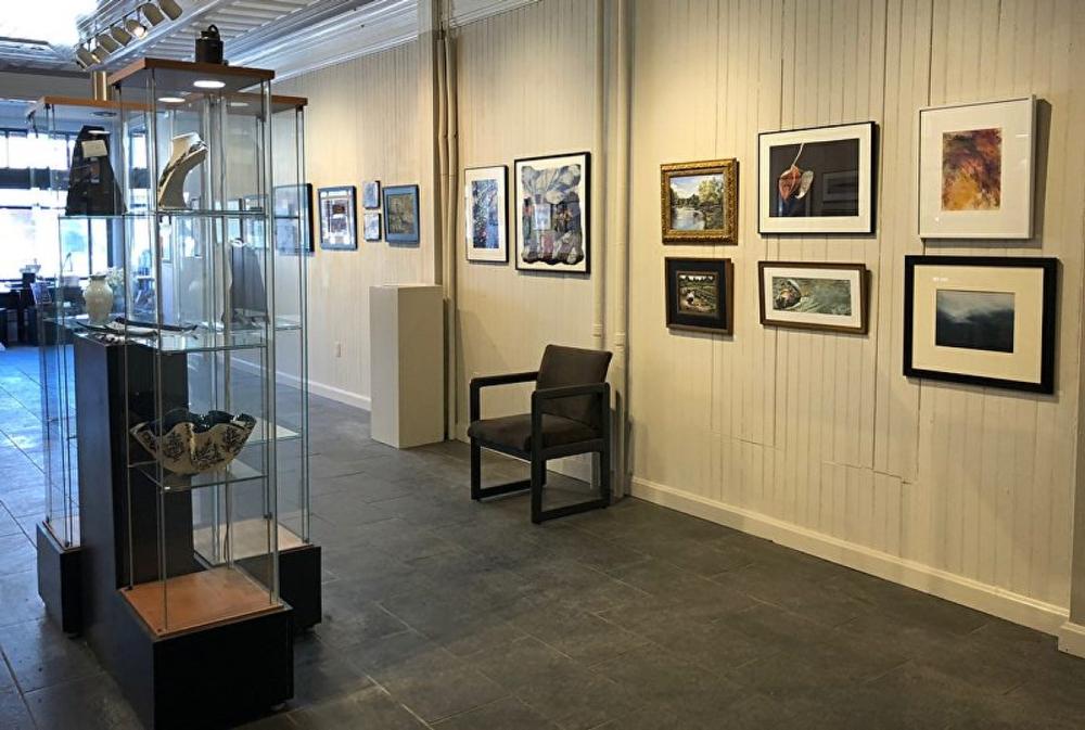 Explore Local Creativity and Vibrant Exhibits at the Adirondack Artists Guild
