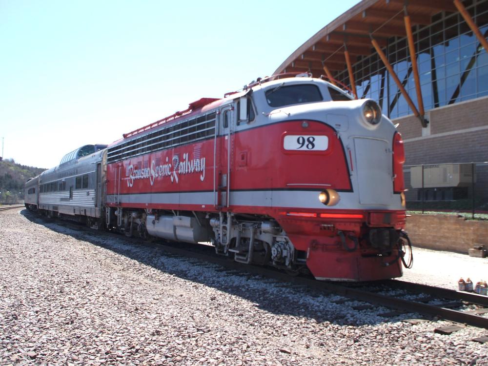 Ride vintage trains and see Ozark landscapes on a relaxing weekend trip.