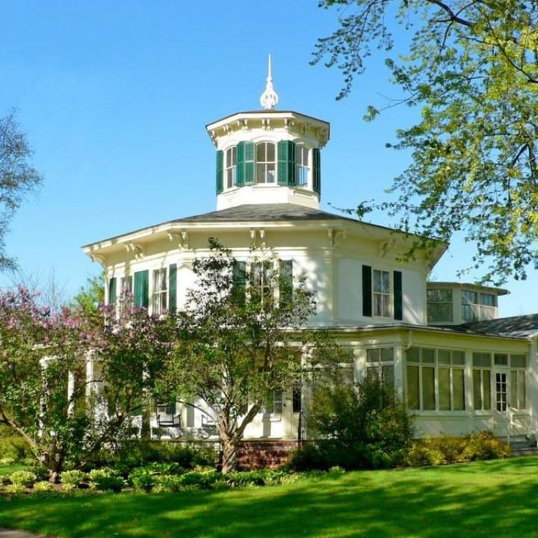 Step Into 19th-Century Elegance at the Octagon House Museum