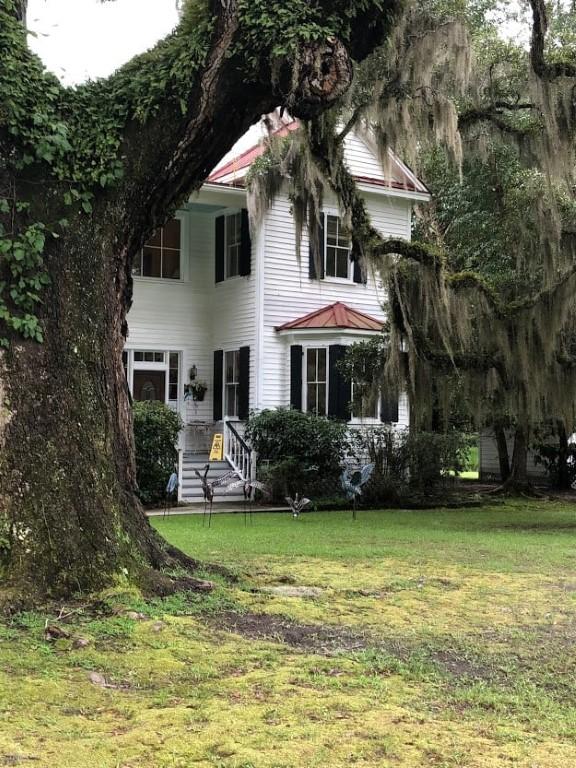 Step Into History at the Frampton Plantation House and Visitor Center