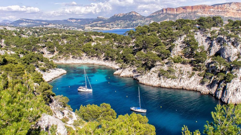 Take the perfect holiday photo at The Calanques, France’s Natural Wonder