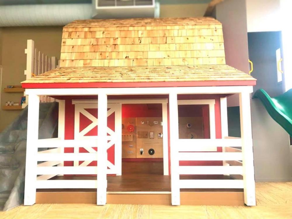 Play, learn, and explore interactive exhibits on a fun family outing.