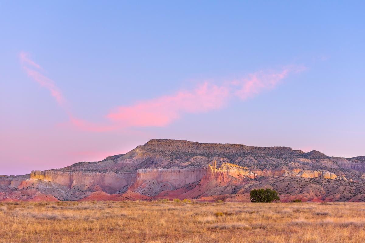 Breathtaking mesas, red rock canyons, and an artistic legacy await in Abiquiú.