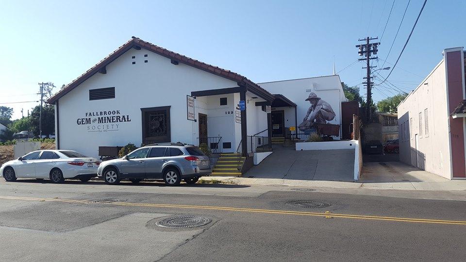Discover Sparkling Treasures at the Fallbrook Gem and Mineral Museum