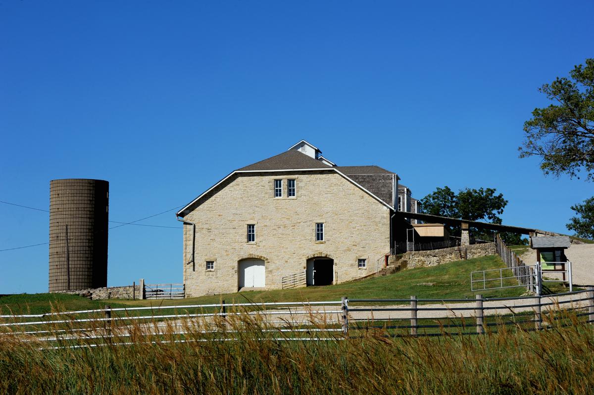 Hike through native landscapes and enjoy scenic views during your fall trip.
