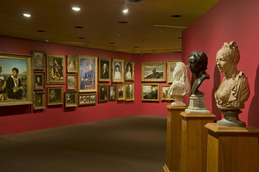 Savor world-class art or enjoy scenic grounds during your summer visit.