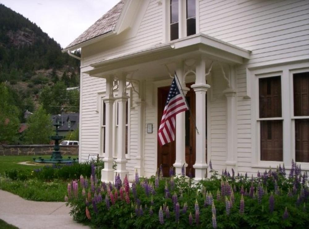 If You Love Victorian-Era Charm, Visit the Hamill House Museum