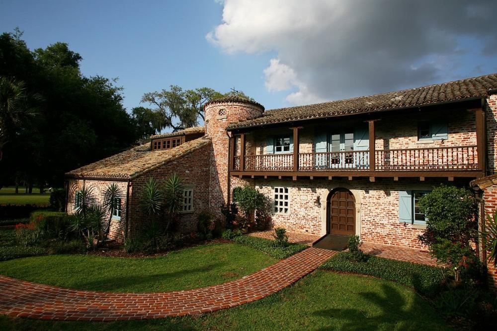 Step Into Historic Elegance at Casa Feliz Historic Home Museum