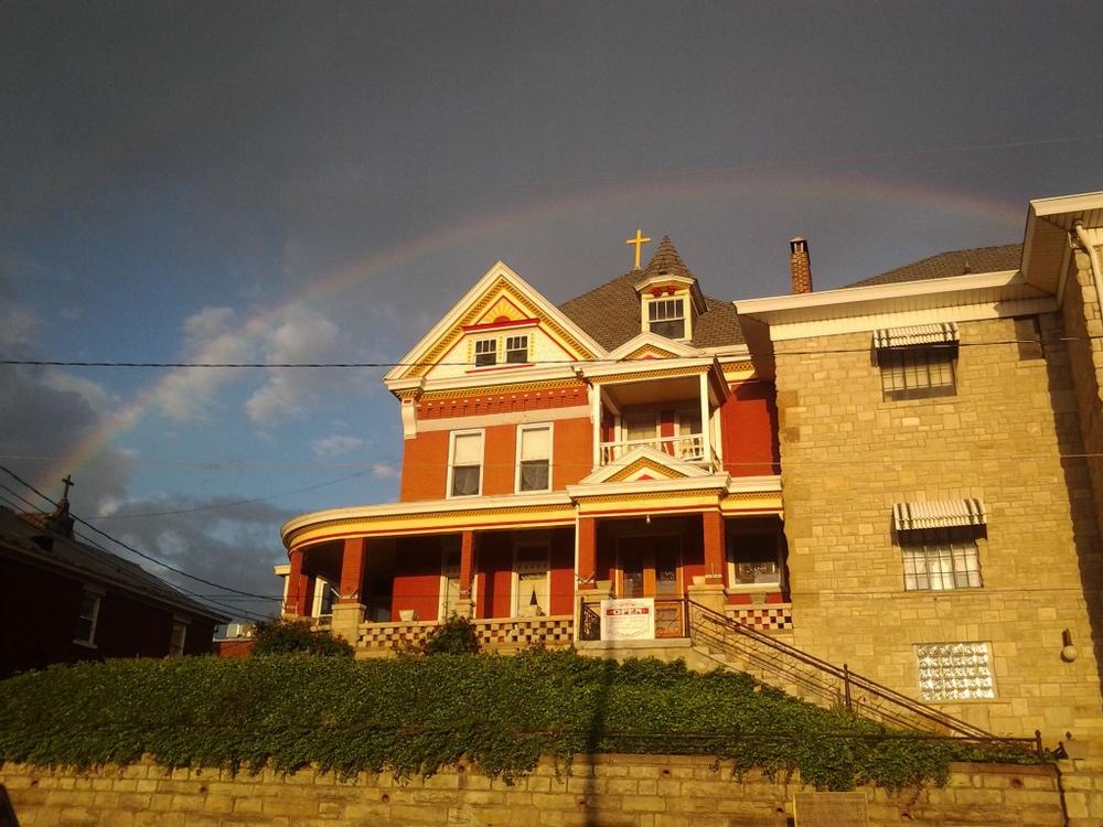 Tour historic rooms at Strawberry Hill Museum & Cultural Center
