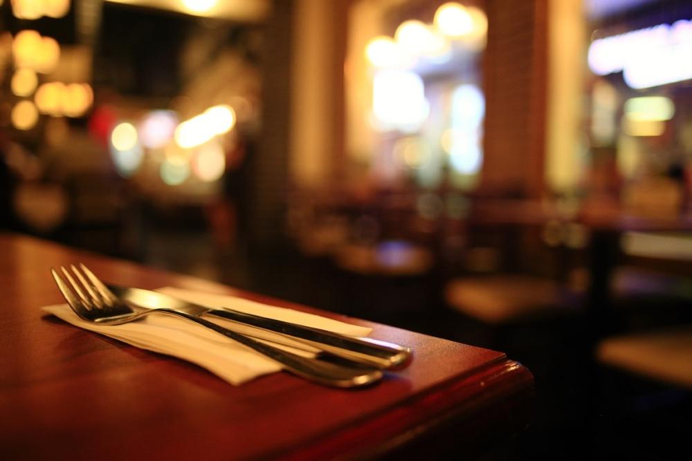 Enjoy Casual Eats and Local Charm at The Lightstreet Hotel