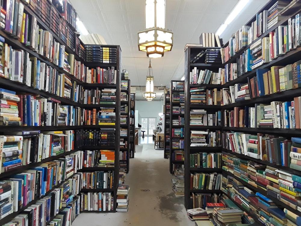If You Love Browsing Hidden Gems, Find Your Next Great Read at Ashling Booksellers
