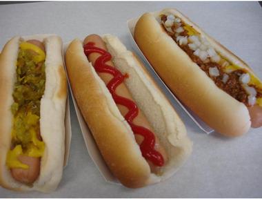 Snoopys Hot Dogs, Garner, NC
