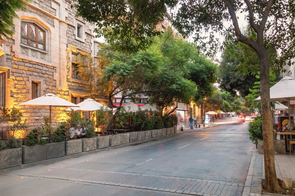 Stroll Art Galleries and Cafes in Bohemian Barrio Lastarria