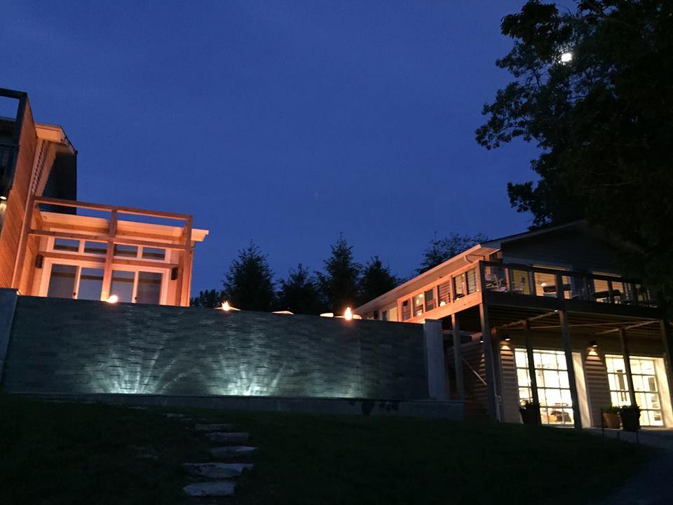Enjoy mountain serenity, savor cozy comforts in a peaceful forest setting.