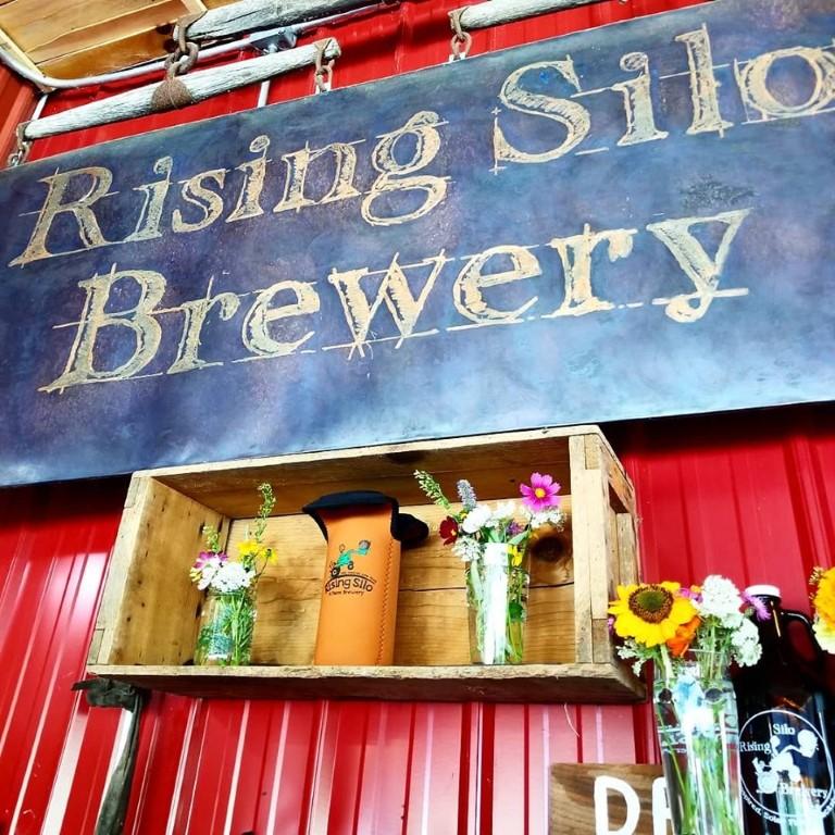 Savor craft brews and relax during a laid-back, romantic outing.