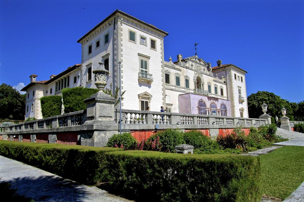 Admire European-style architecture and stroll lush grounds on a romantic weekend trip.