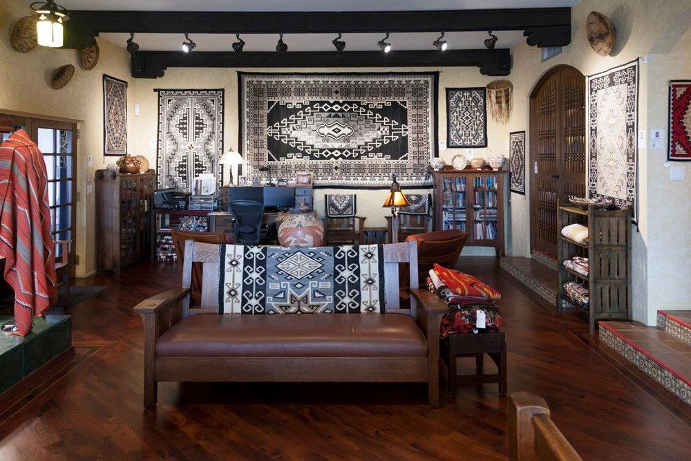 Discover Southwestern Textiles at Nizhoni Ranch Gallery